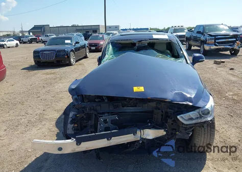 2019 Genesis G90 5.0 Ultimate z USA, uszkodzony, nr VIN KMHG54JH3KU053181